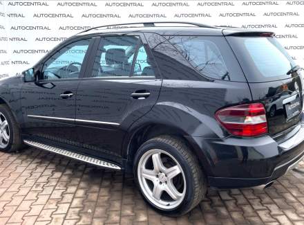 Mercedes-Benz - M-class