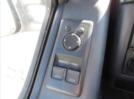 Volkswagen - Caravelle