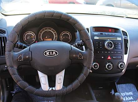 Kia - Cee'd
