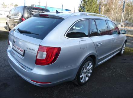 Škoda - Superb