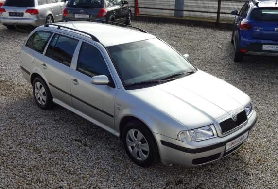 Škoda - Octavia