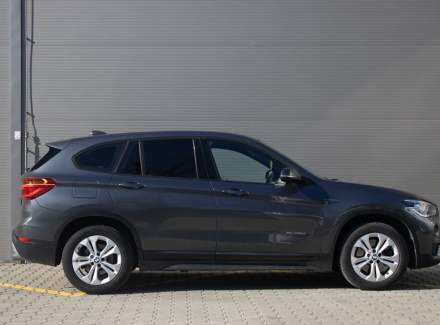 BMW - X1