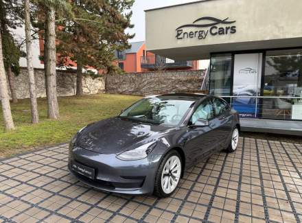 Tesla - Model 3