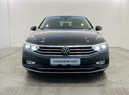 Volkswagen - Passat