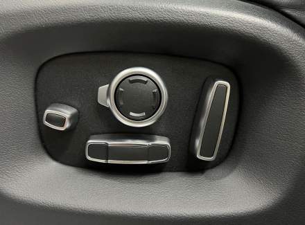 Land Rover - Range Rover