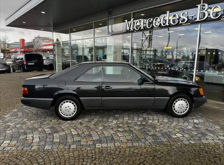 Mercedes-Benz - E-class