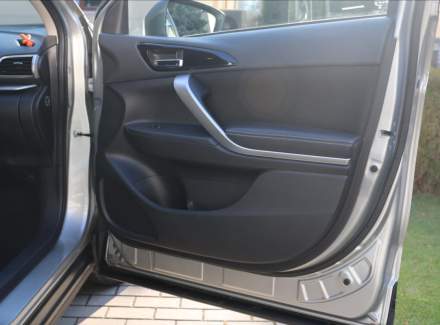 Mitsubishi - Eclipse Cross