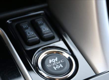 Mitsubishi - Eclipse Cross