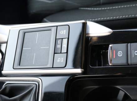 Mitsubishi - Eclipse Cross