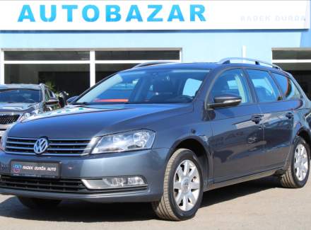 Volkswagen - Passat