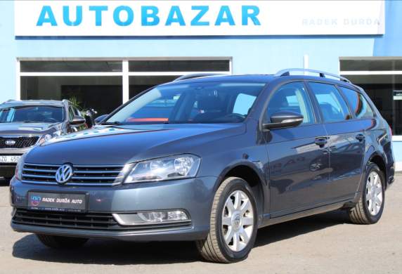 Volkswagen - Passat