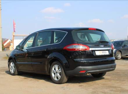 Ford - S-MAX