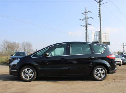 Ford - S-MAX