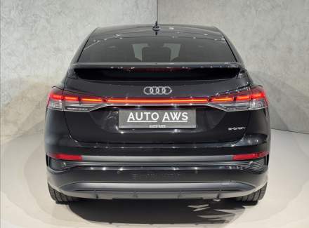 Audi - Q4 e-tron