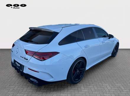 Mercedes-Benz - CLA