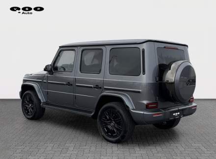 Mercedes-Benz - G-class