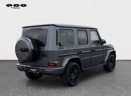 Mercedes-Benz - G-class