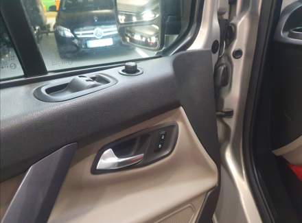 Ford - Tourneo Custom