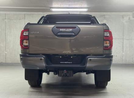 Toyota - Hilux