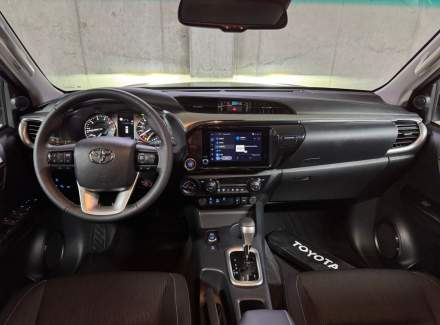 Toyota - Hilux