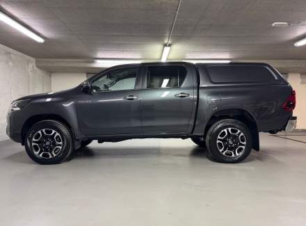 Toyota - Hilux