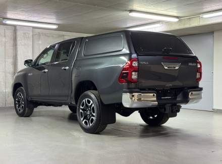 Toyota - Hilux