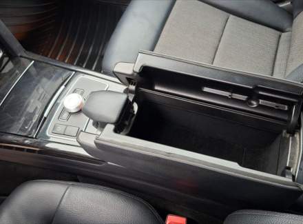 Mercedes-Benz - E-class