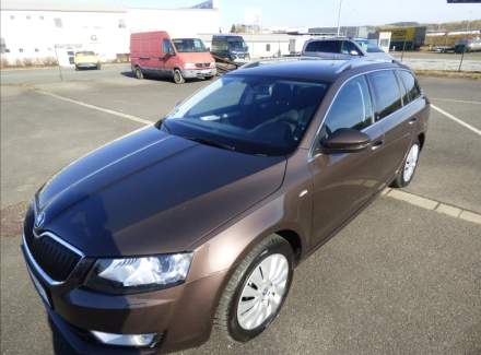 Škoda - Octavia