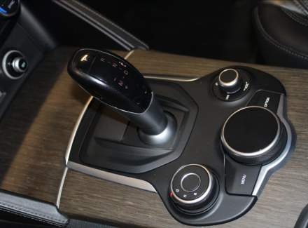 Alfa Romeo - Stelvio