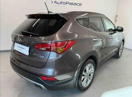 Hyundai - Santa FE