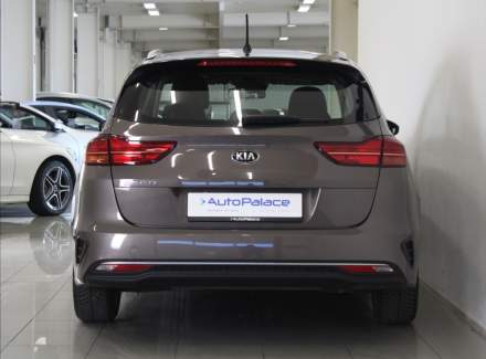 Kia - Cee'd