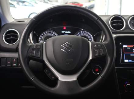 Suzuki - Vitara