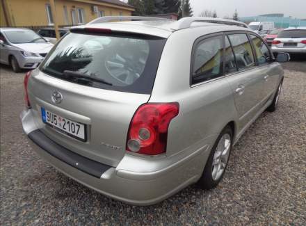 Toyota - Avensis