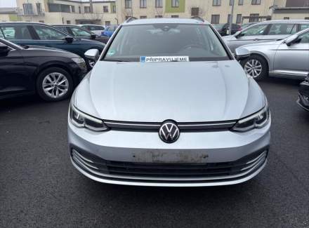 Volkswagen - Golf