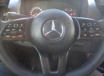 Mercedes-Benz - Sprinter