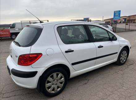 Peugeot - 307