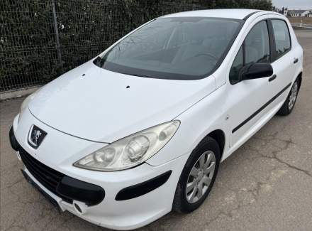 Peugeot - 307