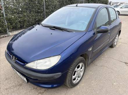 Peugeot - 206