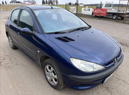 Peugeot - 206
