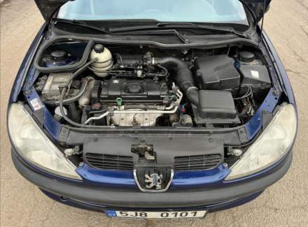 Peugeot - 206