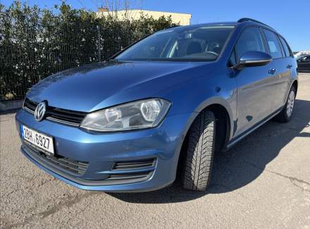 Volkswagen - Golf