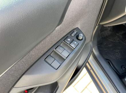 Toyota - Yaris Cross