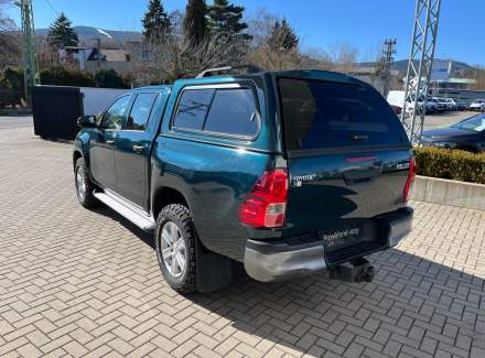 Toyota - Hilux