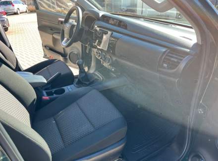 Toyota - Hilux