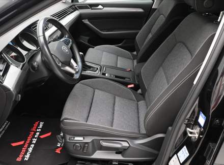 Volkswagen - Passat