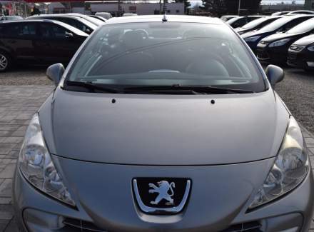 Peugeot - 207