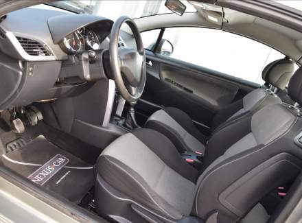 Peugeot - 207