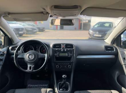 Volkswagen - Golf