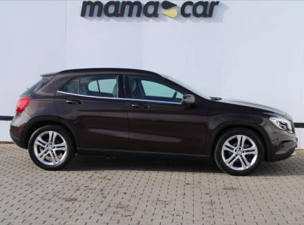 Mercedes-Benz - GLA