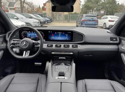 Mercedes-Benz - GLS